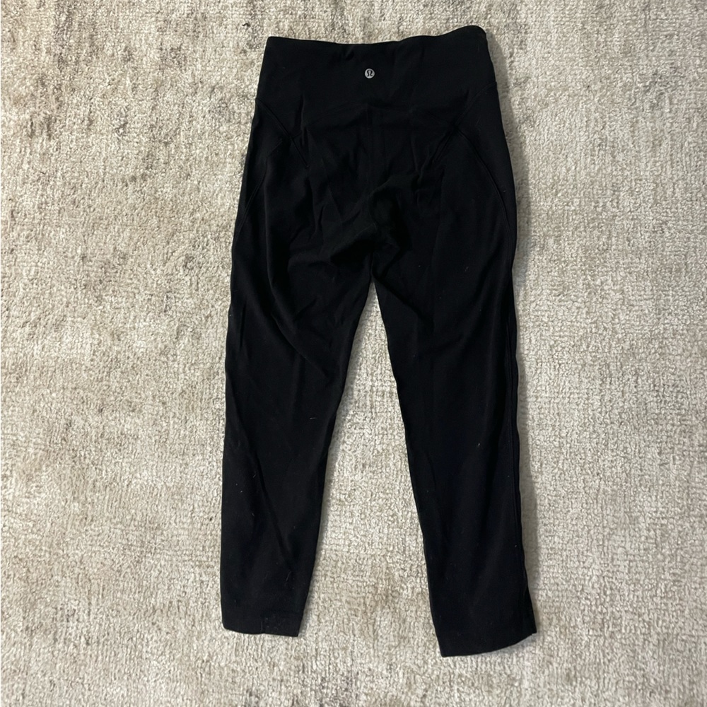 Black Lululemon leggings